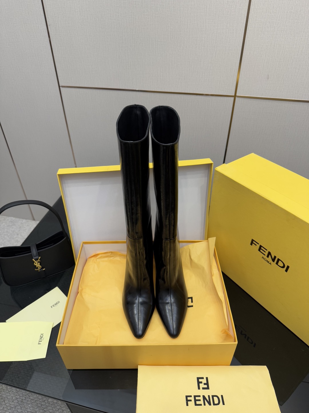 20251022/Fendi_251022-3